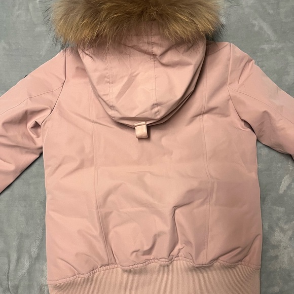 🇨🇦 Pink Women’s Jacket with Faux Fur Hood - Picture 14 of 15